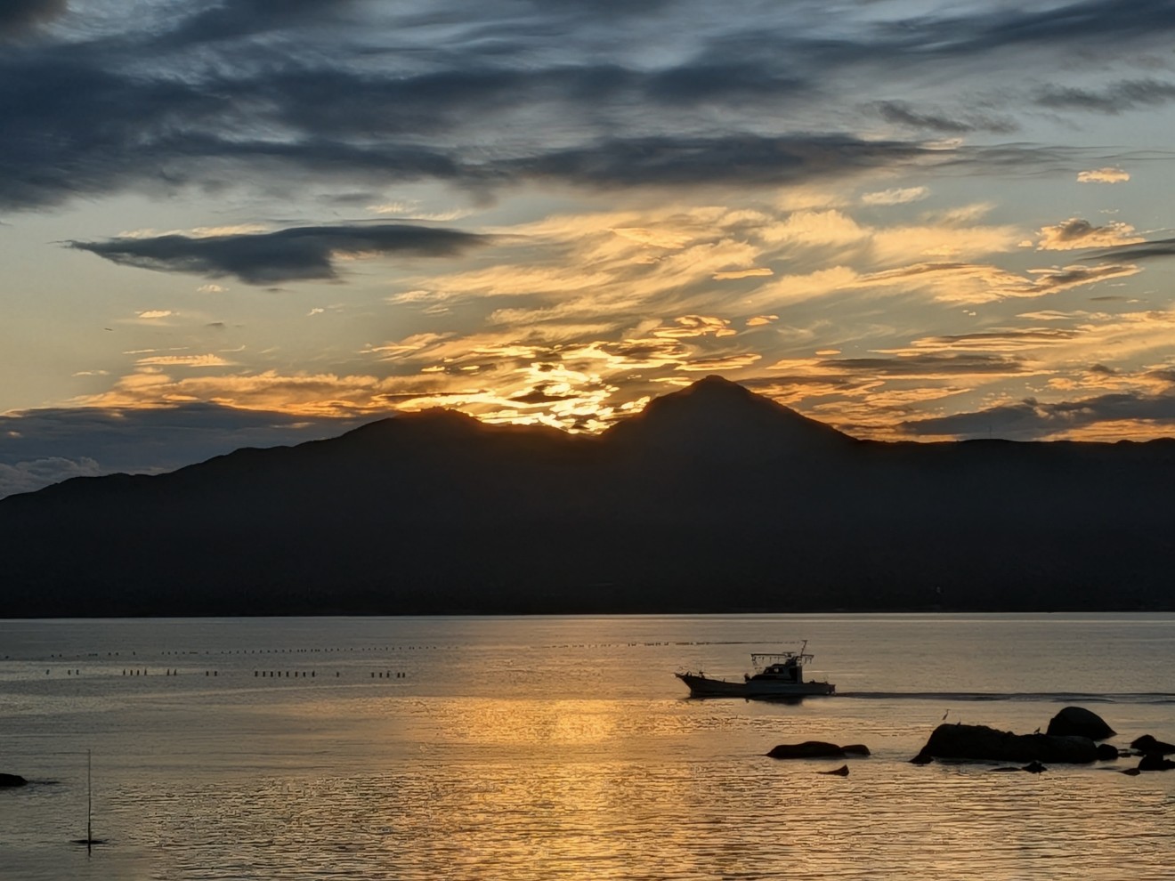 浮嶽